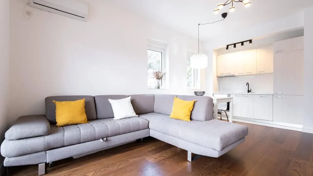 Rent, one bedroom apartment, 65m², Pržno, Budva