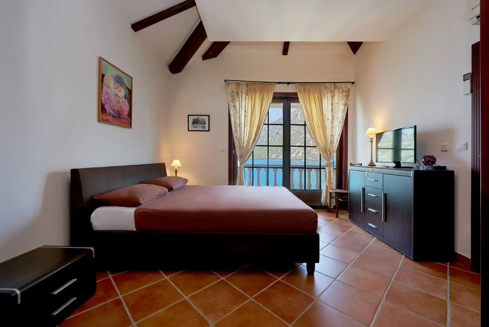 Prodaja, kuća, 235m², Kostanjica, Kotor