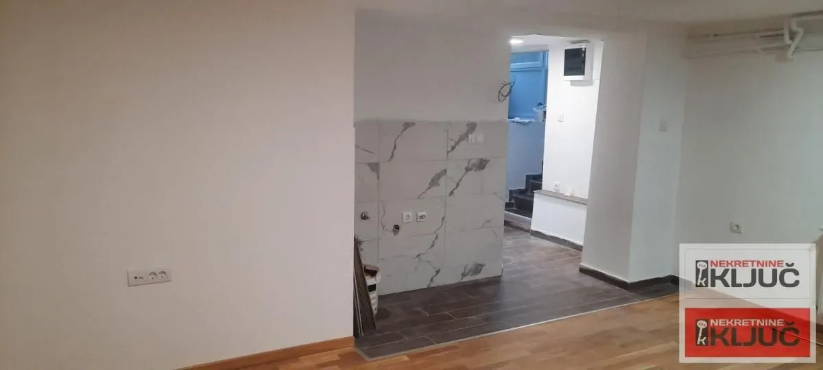 Prodaja, garsonjera, 28m², Adice, Novi Sad Sve Podlokacije
