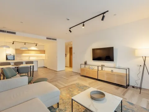 Prodaja, jednosoban stan, 81m², Kotor, Crna Gora - image 5