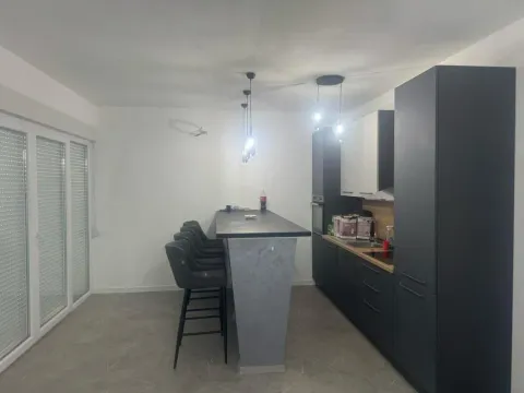 Rent, house, 100m², Krimovica, Kotor - image 7