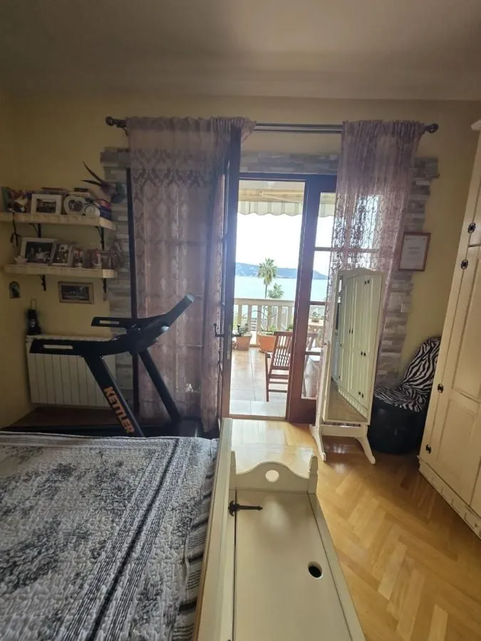 Prodaja, kuća, 250m², Herceg Novi, Crna Gora