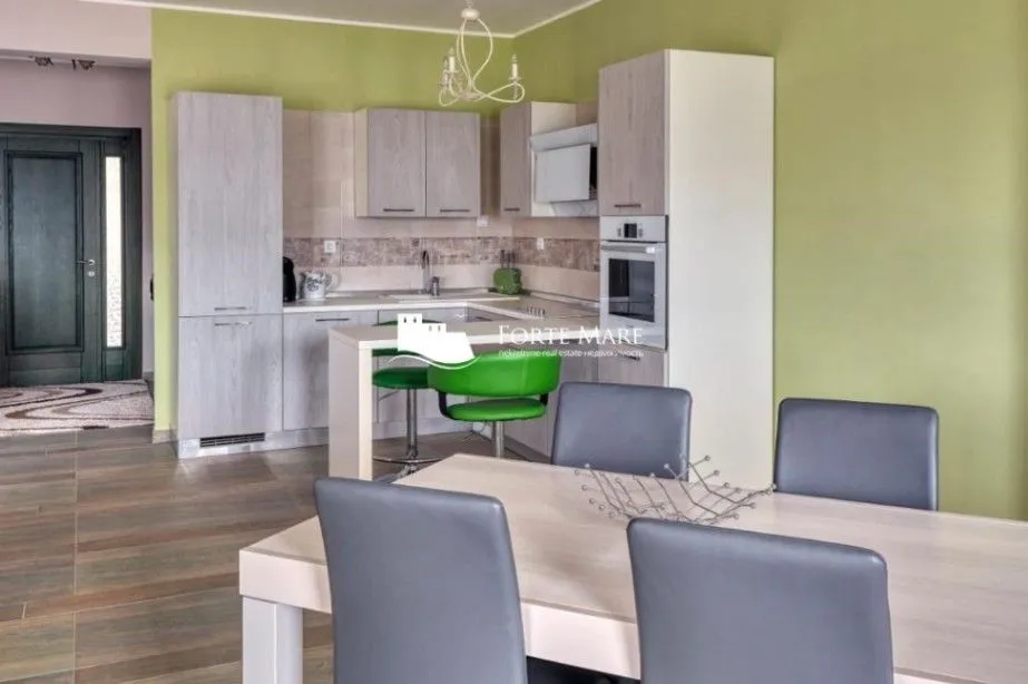 Prodaja, dvosoban stan, 135m², Kumbor, Herceg Novi