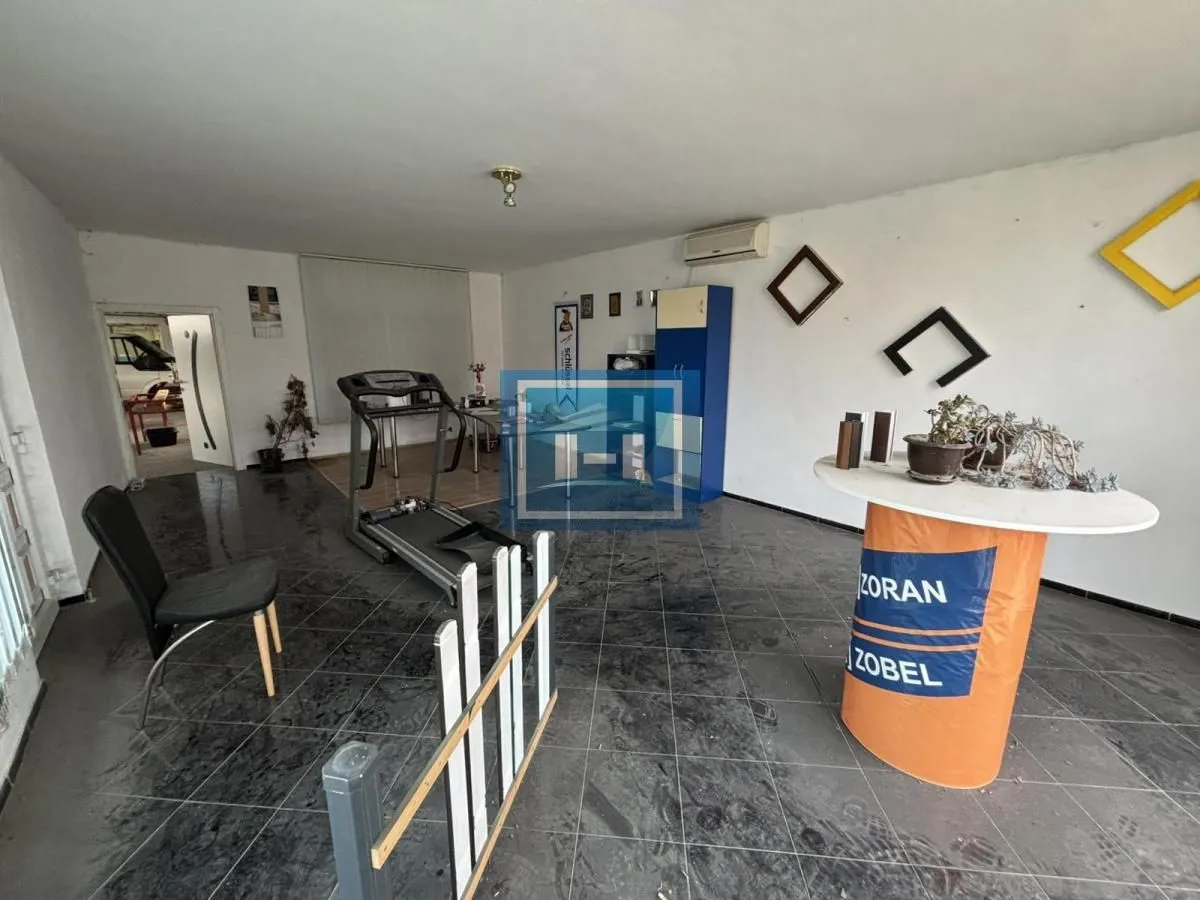 Sale, office space, 400m², Ribare, Jagodina