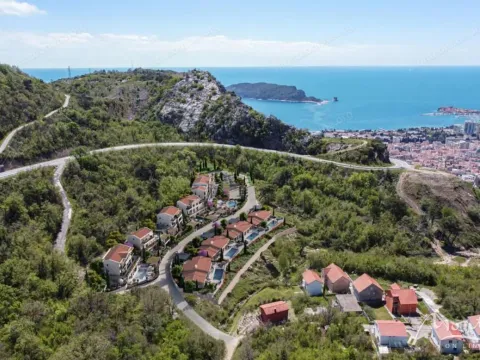 Sale, house, 194m², Markovići, Budva - image 8