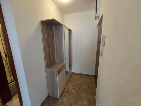 Rent, two bedroom apartment, 60m², Seljanovo, Tivat - image 10