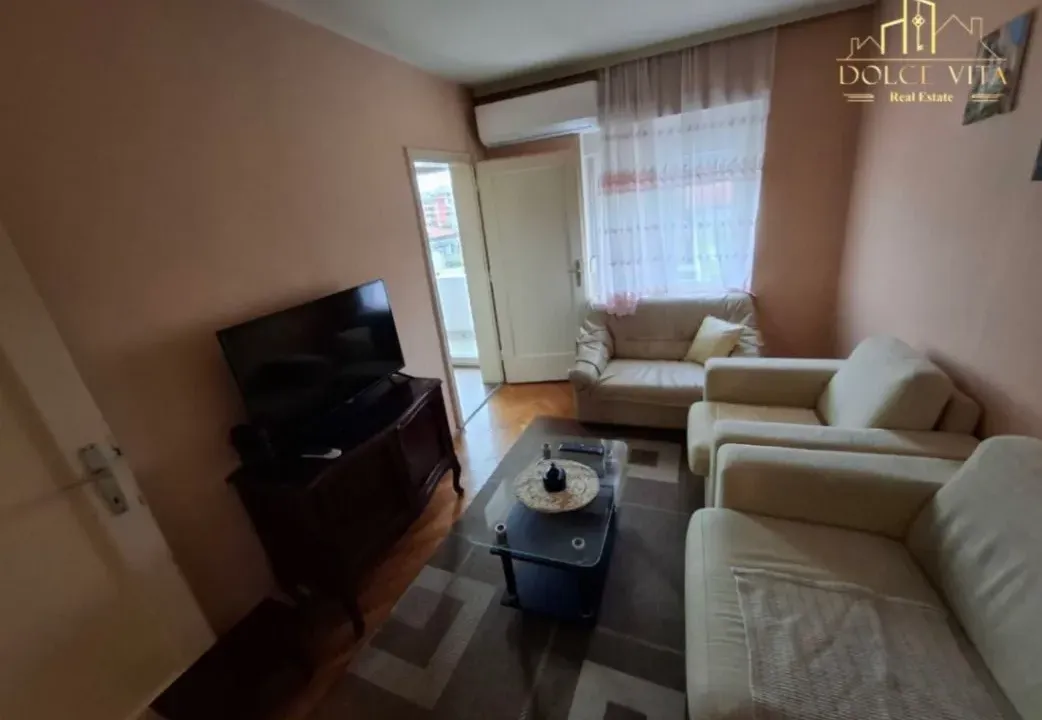 Rent, one bedroom apartment, 50m², Oktobarske Revolucije, Podgorica