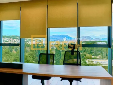 Izdavanje, poslovni prostor, 250m², Preko Morače, Podgorica - image 14