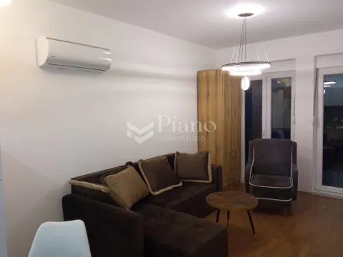 Izdavanje, stan, 30m², Podgorica, Crna Gora - image 1