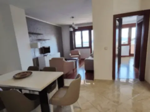 Rent, three bedroom apartment, 120m², Bečići, Budva - image 4