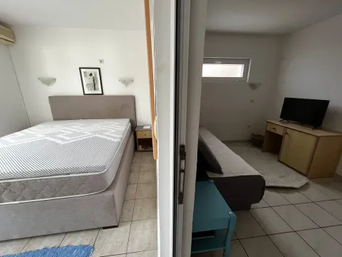 Izdavanje, jednosoban stan, 55m2, Rafailovići, Budva Izdavanje, jednosoban stan, 55m2, Rafailovići, Budva