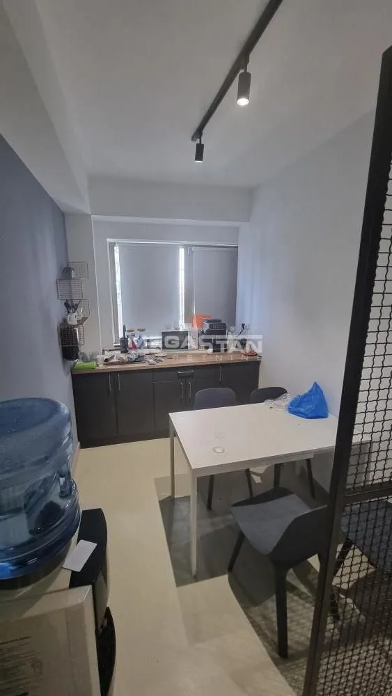 Rent, office space, 162m², Vidikovački venac, Rakovica