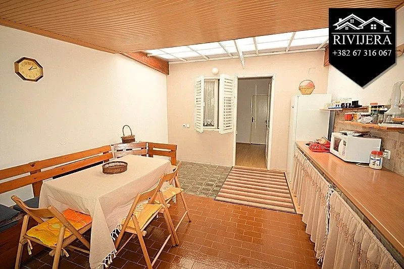 Prodaja, četvorosoban stan, 120m², Igalo, Herceg Novi