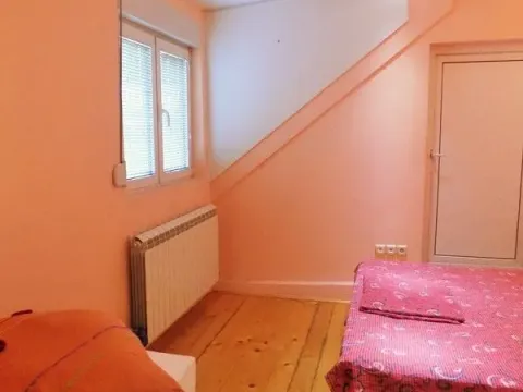 Izdavanje, trosoban stan, 94m², Savski Venac, Beograd - image 13