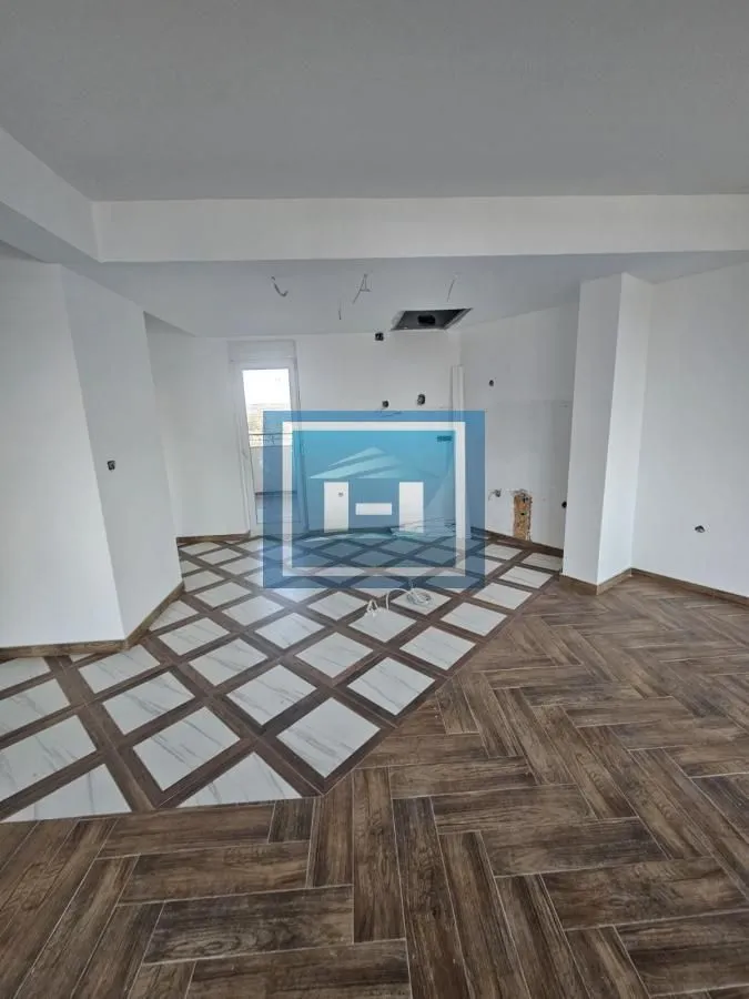 Prodaja, četvorosoban stan, 150m², Jagodnjak, Paraćin