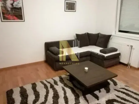 Rent, studio apartment, 28m², Bulevar Oslobodjenja, Novi Sad Sve Podlokacije - image 4