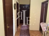 Izdavanje, kuća, 340m², Zemun Sve Podlokacije, Beograd - image 8