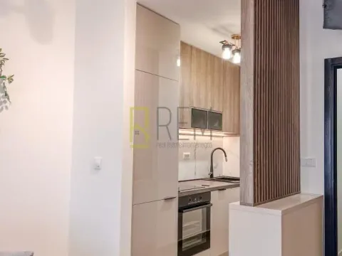 Sale, one bedroom apartment, 38m², Bečići, Budva - image 4
