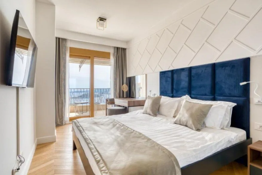 Prodaja, kuća, 450m², Blizikuće, Budva