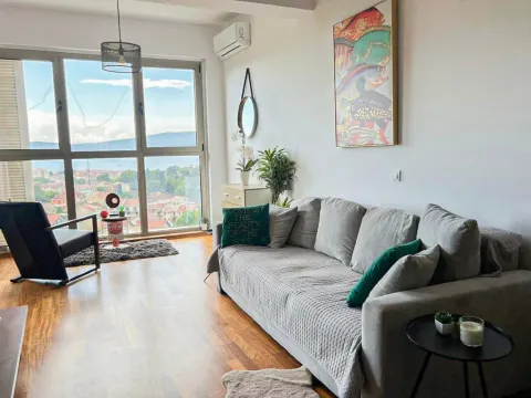 Sale, one bedroom apartment, 56m², Mažina, Tivat - image 2