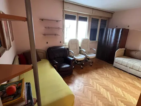 Rent, two bedroom apartment, 70m², Centar, Podgorica - image 10