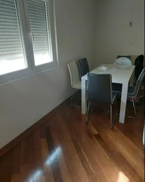 Izdavanje, jednosoban stan, 50m², Ljubović, Podgorica - image 3
