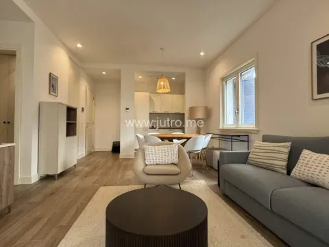 Prodaja, jednosoban stan, 56m², Tivat, Crna Gora