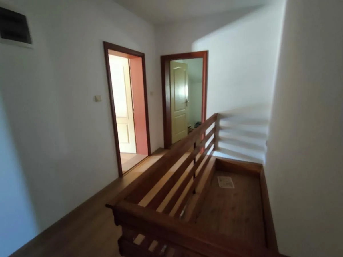 Prodaja, kuća, 315m², Adice, Novi Sad Sve Podlokacije