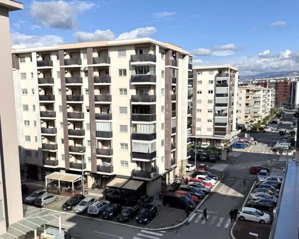 Prodaja, trosoban stan, 72m², City Kvart, Podgorica