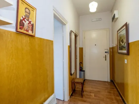 Rent, one bedroom apartment, 60m², Podgorica, Crna Gora - image 4