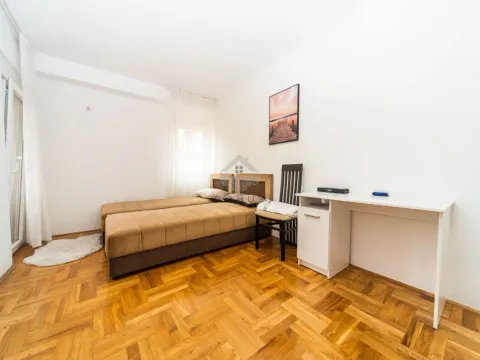 Rent, two bedroom apartment, 65m², Krivi Most, Podgorica - image 7