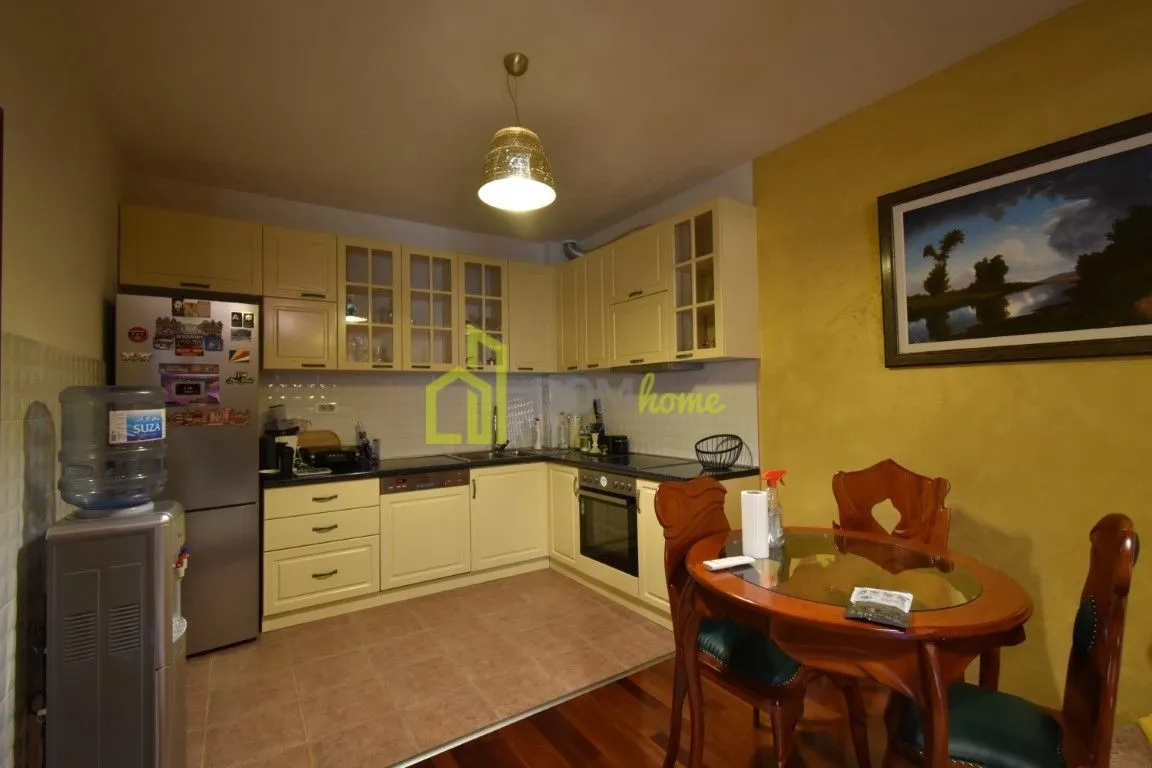 Prodaja, dvosoban stan, 90m², Gorica C, Podgorica