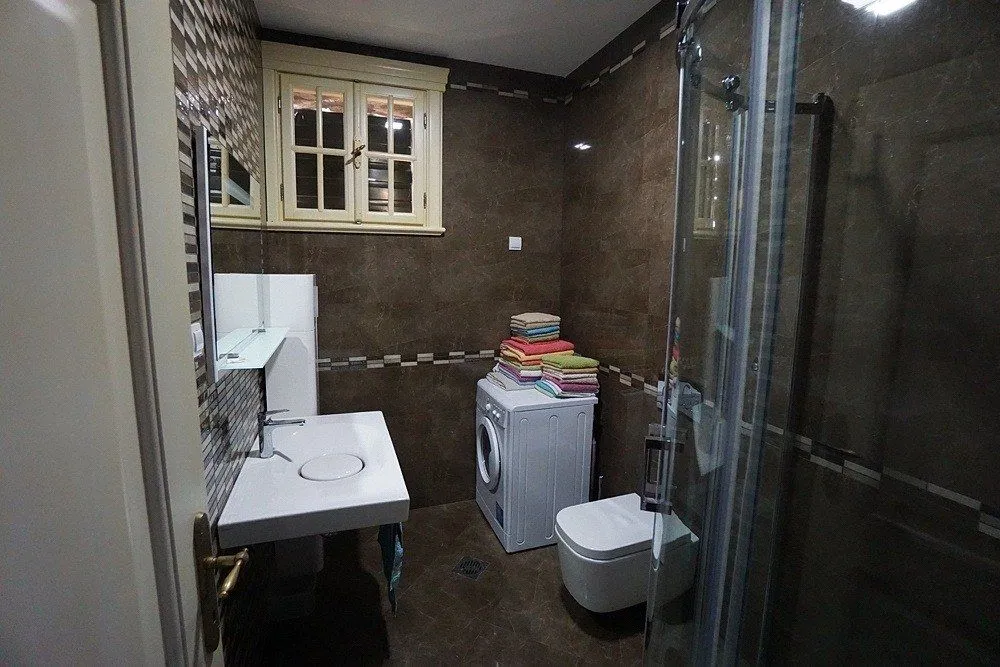 Prodaja, kuća, 400m², Šušanj, Bar