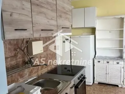 Izdavanje, trosoban stan, 90m², Tašmajdan, Palilula Sve Podlokacije - image 7