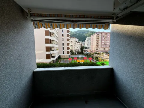 Prodaja, jednosoban stan, 47m², Rozino, Budva - image 1