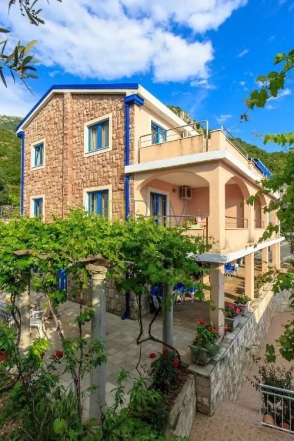 Prodaja, kuća, 600m², Sveti Stefan, Budva