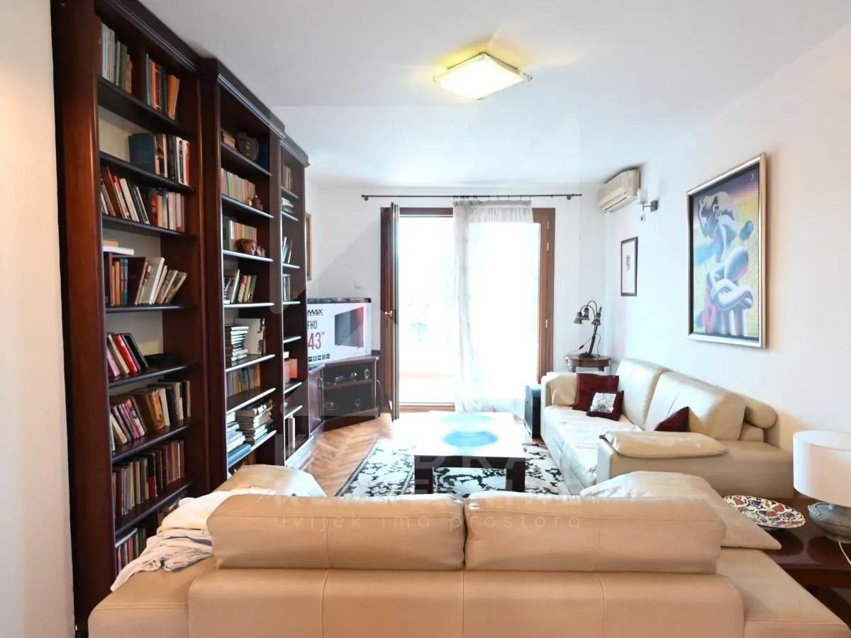 Rent, three bedroom apartment, 86m², Centar, Podgorica