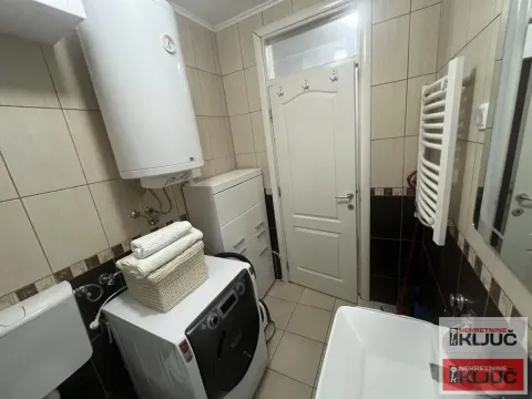 Prodaja, dvosoban stan, 44m², Grbavica, Novi Sad Sve Podlokacije - image 10