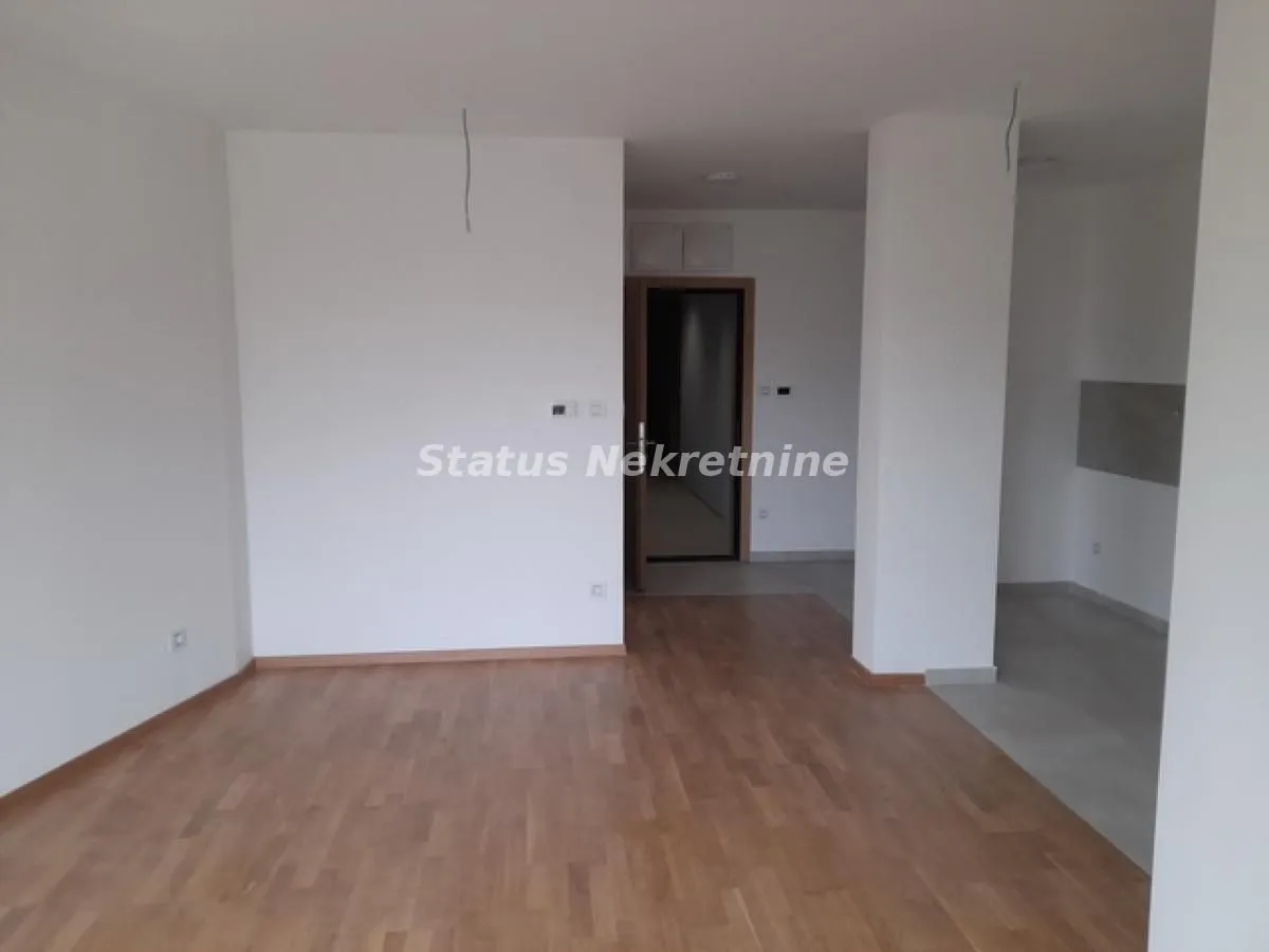Prodaja, četvorosoban stan, 77m², Telep, Novi Sad Sve Podlokacije