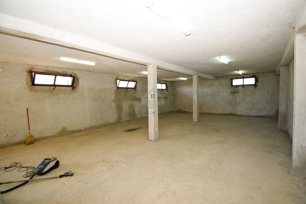 Rent, office space, 150m², Dahna, Podgorica
