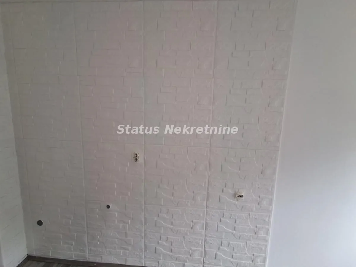 Izdavanje, dvosoban stan, 54m², Železnička Stanica, Novi Sad Sve Podlokacije