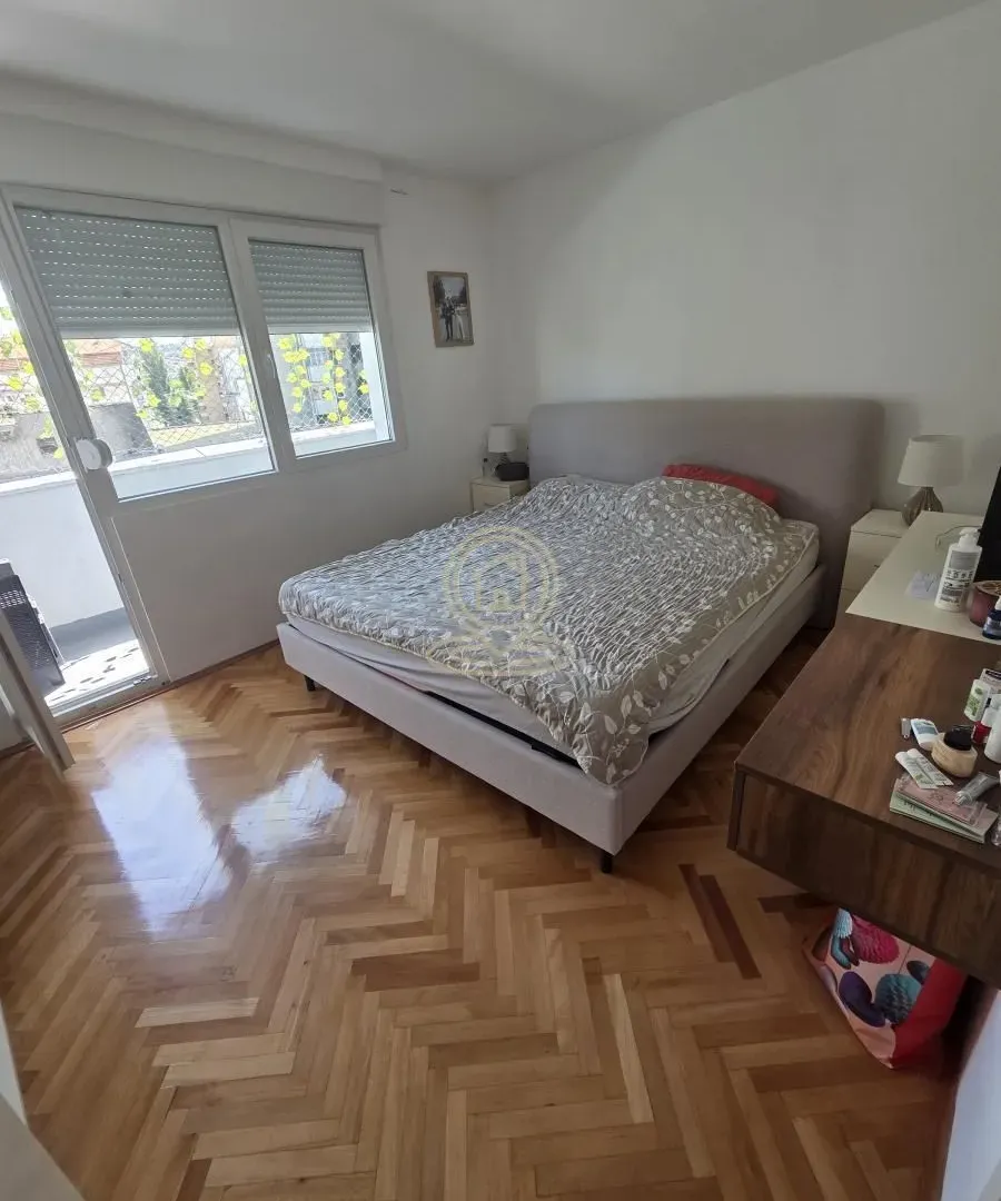 Prodaja, trosoban stan, 75m², Medijana, Niš