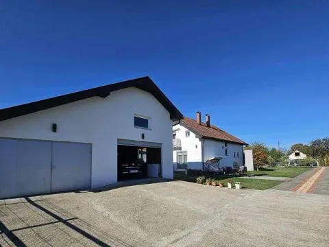 Prodaja, kuća, 200m², Centar, Loznica - image 4