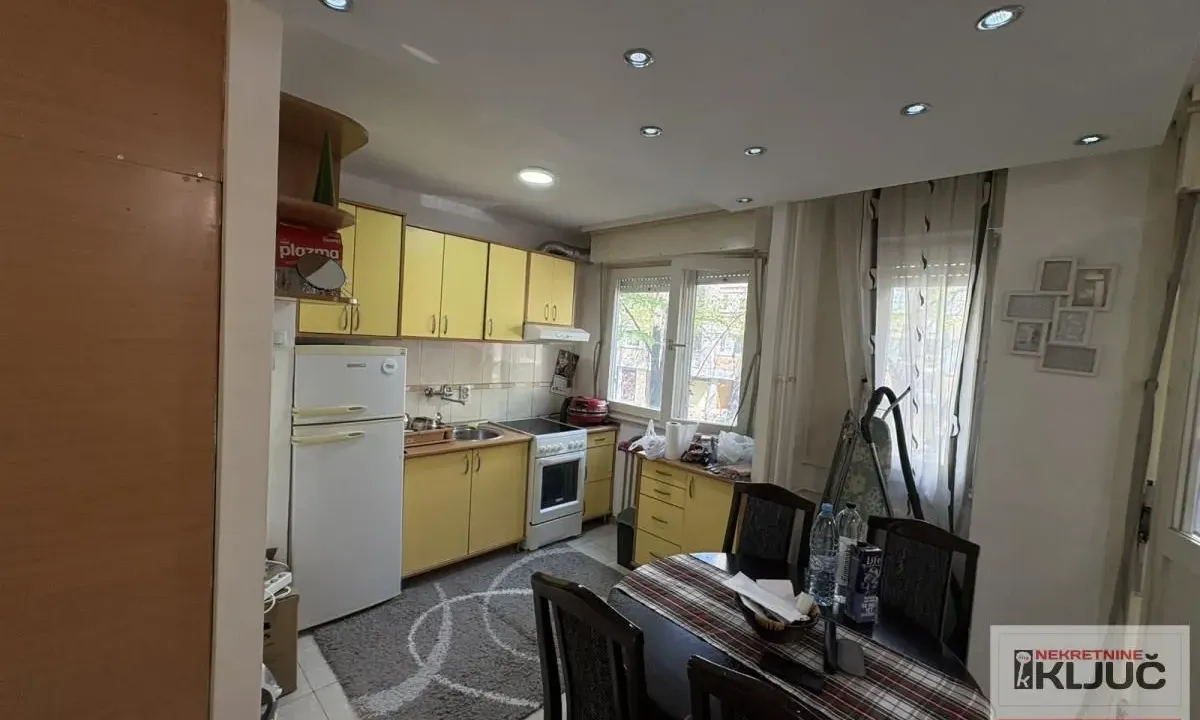 Sale, one bedroom apartment, 43m², Novo naselje, Novi Sad