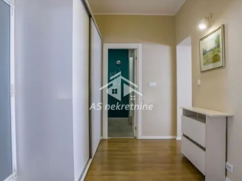 Izdavanje, dvosoban stan, 68m², Kalenić Pijaca, Vračar Sve Podlokacije - image 7