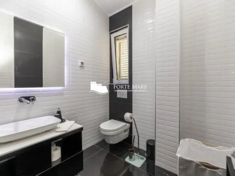 Sale, house, 300m², Sveti Stasije, Kotor - image 3