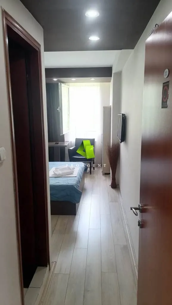 Prodaja, trosoban stan, 99m², Pantelej, Niš