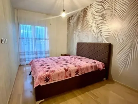 Izdavanje, jednosoban stan, 47m², City Kvart, Podgorica - image 10
