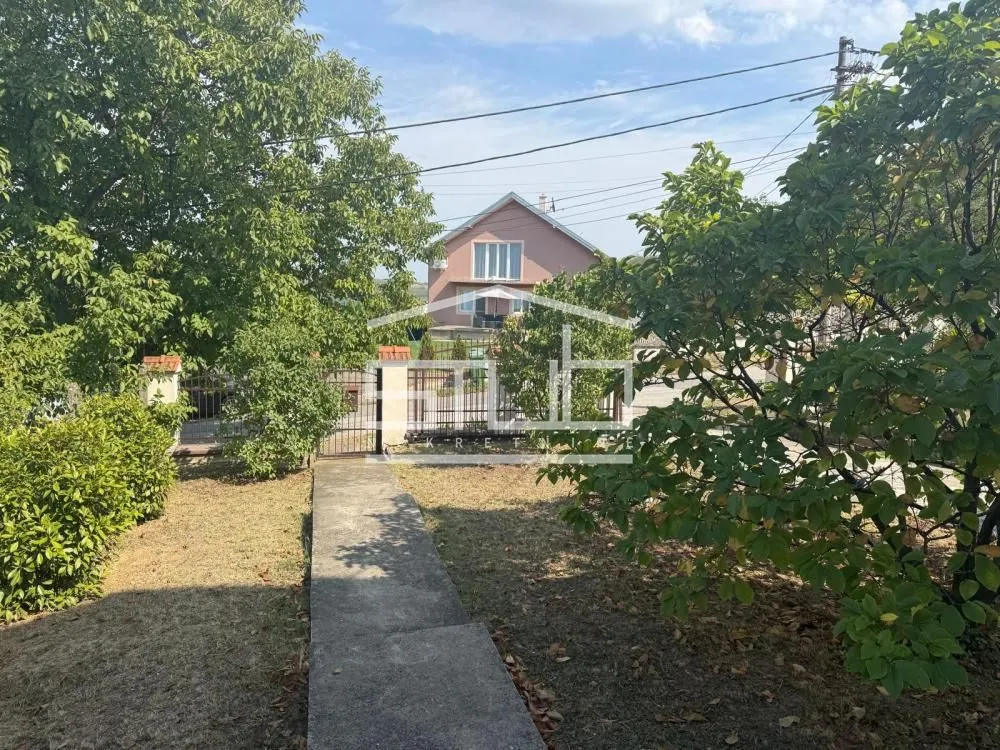 Prodaja, kuća, 300m², Boleč, Grocka