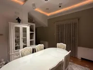 Izdavanje, trosoban stan, 130m², Centar, Tivat - image 9